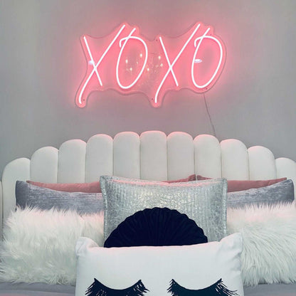 Xoxo - LED Neon Sign